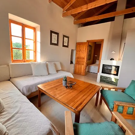 Mia's Atelier Kamaria (Messinia)
