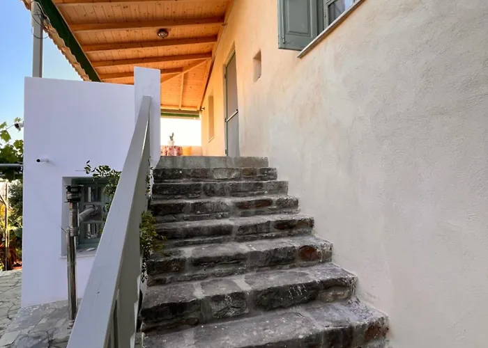 Mia's Atelier Апартаменты Kamaria (Messinia)